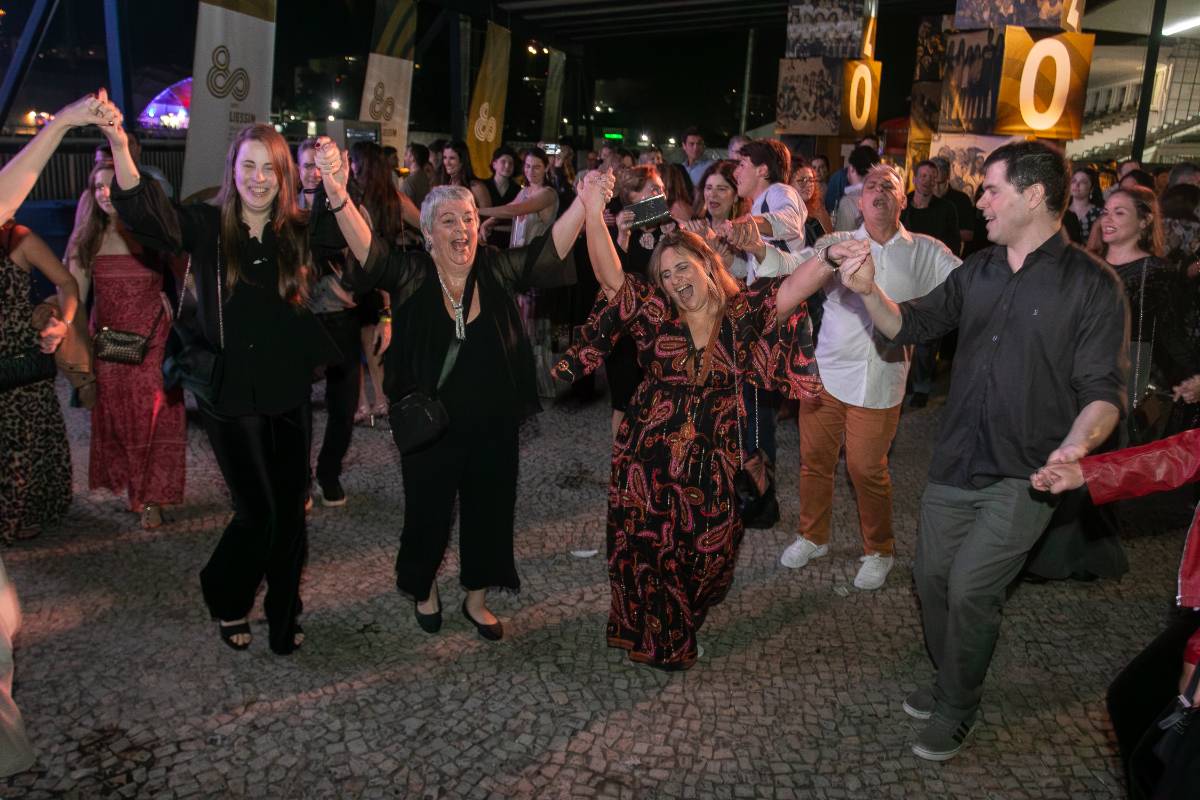 Festa de 80 anos, Filme de 80 anos - 58